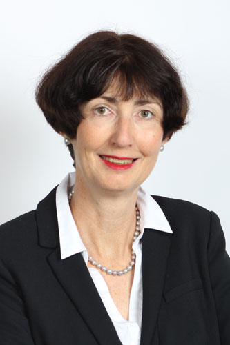 Portrait of Dr. Franziska Puhan-Schulz